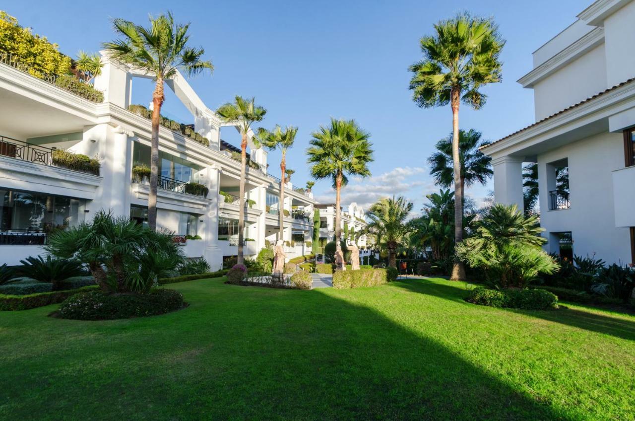 Luxury Apartment Frontal Beach In Doncella Beach Estepona Zewnętrze zdjęcie
