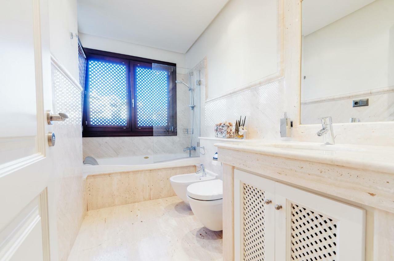 Luxury Apartment Frontal Beach In Doncella Beach Estepona Zewnętrze zdjęcie